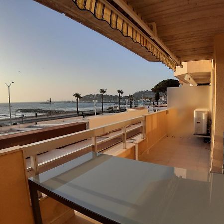 Appartement Cavalaire Face A La Mer Exterior photo